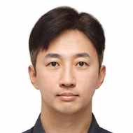Portrait of Jayden Lee, Founder of IGILO LLC